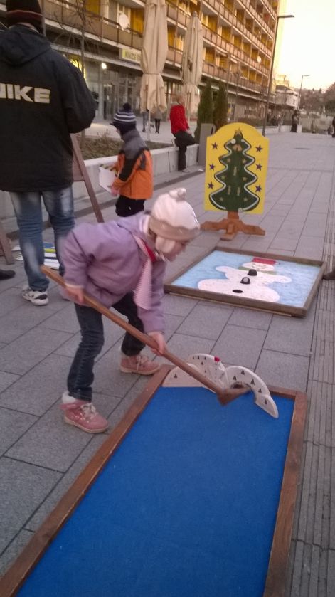 mini golf, hóember tikett, hópehely leguruló, óriás puzzle