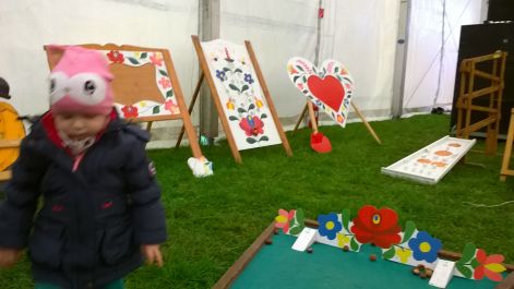 Magyaros festett mintás népi játékok Magyaros festett mintás népi játékok